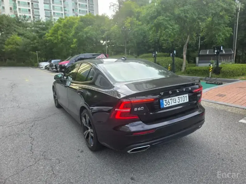 2019 Volvo S60 с пробегом 46 000 км