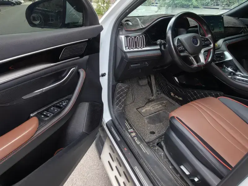 2020 BYD Song Plus с пробегом 90 000 км