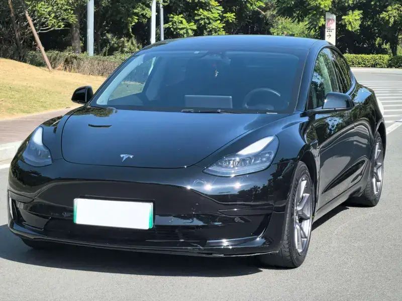 2020 Tesla Model 3 с пробегом 70 000 км