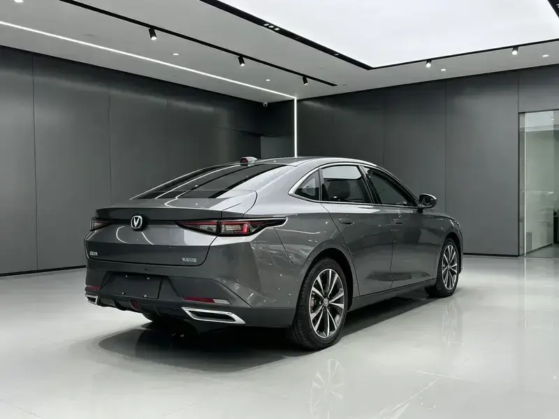 2023 Changan Yida с пробегом 30 000 км
