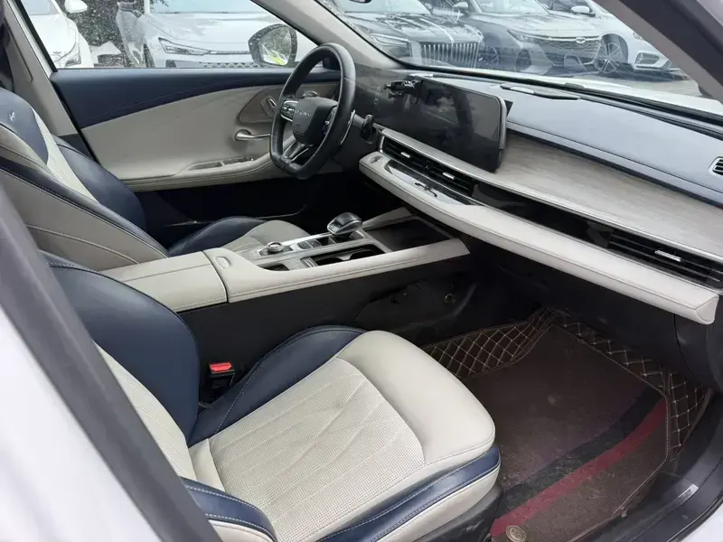 2022 Chery Arrizo 8 с пробегом 28 000 км