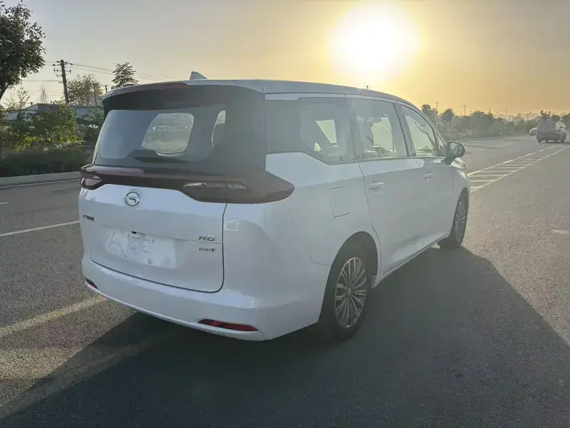 2021 GAC Trumpchi M6 с пробегом 110 000 км