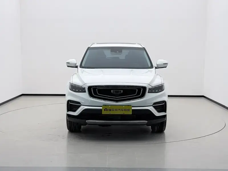 2020 Geely Atlas с пробегом 68 700 км