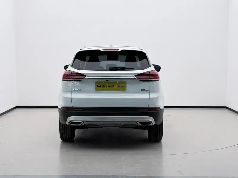 2020 Geely Atlas с пробегом 68 700 км