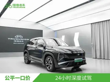 2025 Geely Galaxy L7 с пробегом 8 000 км