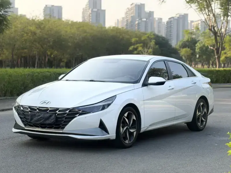 2022 Hyundai Elantra с пробегом 68 000 км