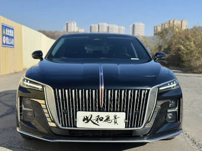 2023 Hongqi H5 с пробегом 89 000 км