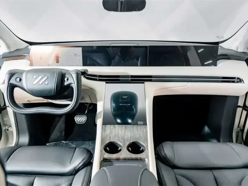 2024 IM Motors (Zhiji) LS7 с пробегом 100 км