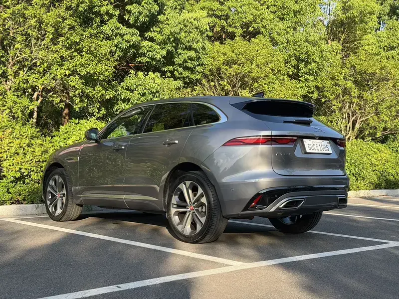 2021 Jaguar F-Pace с пробегом 75 000 км