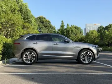2021 Jaguar F-Pace с пробегом 75 000 км