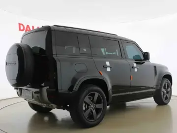 2024 Land Rover Defender с пробегом 43 000 км