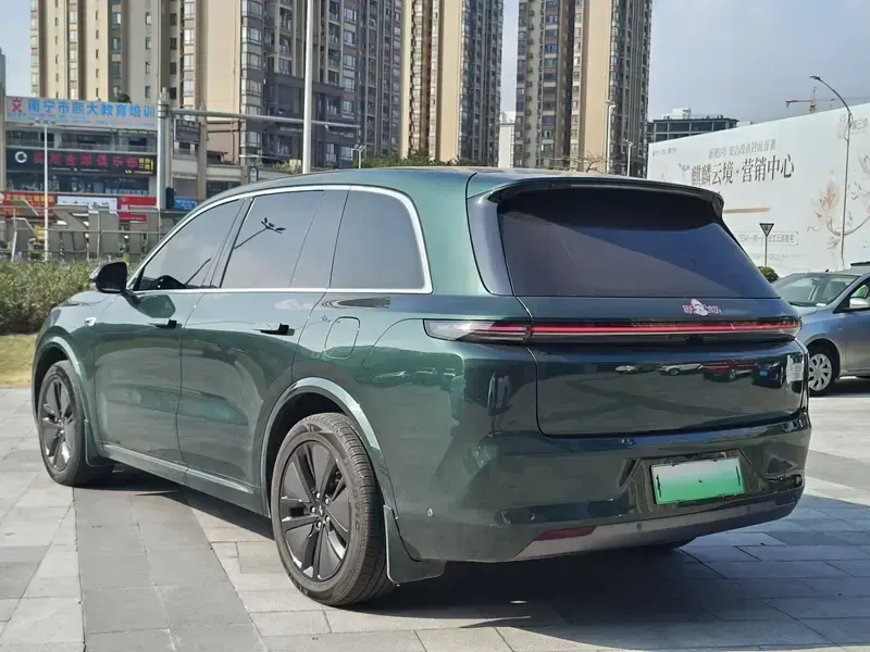 2024 Li Auto (Lixiang) L8 с пробегом 73 000 км